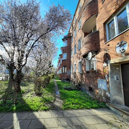 Kawalerka Hallera Wrocław Exterior foto